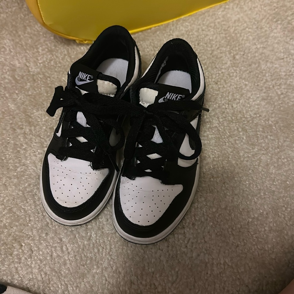 Nike panda dunks kids size 11.5